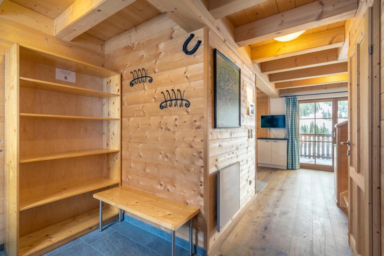 Vesely Svist Chalet Lachtal Exteriör bild