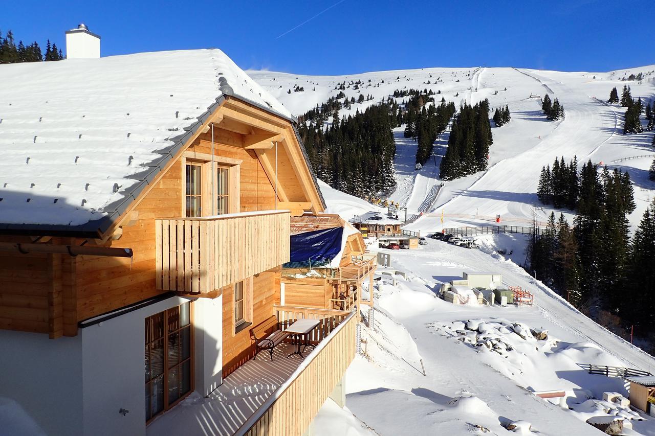 Vesely Svist Chalet Lachtal Exteriör bild