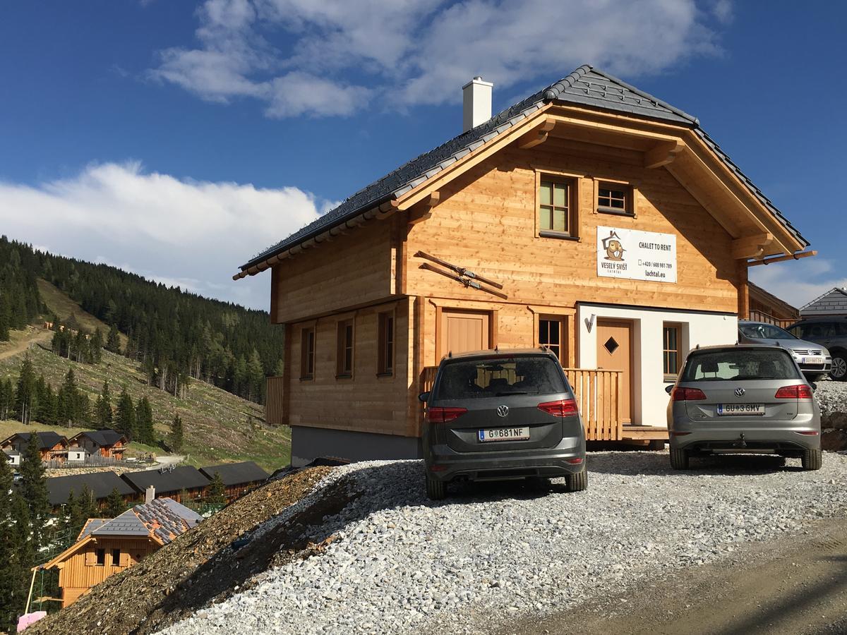 Vesely Svist Chalet Lachtal Exteriör bild